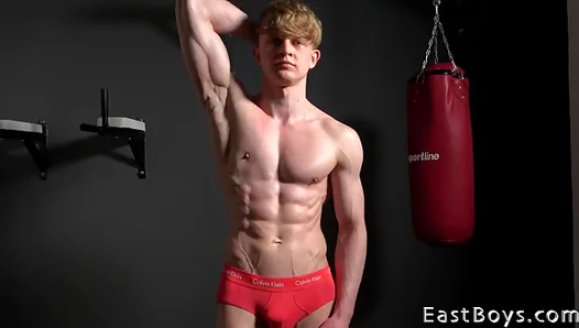Sculpted Muscle Twink 18+ Craves Hard Gay Booty Calls – Tryout Fuck Fest