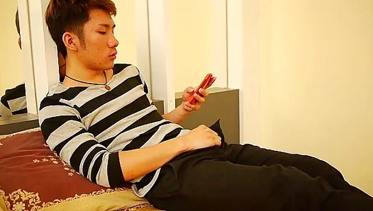 Oiled-Up Craving: Young Asian Twink Jerks Off Hard – Steamy POV Pleasure – 18+