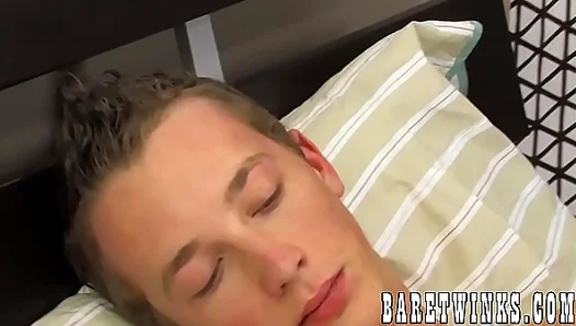 Hung Teens Swap Deepthroat Each Other Before Raw Ride – 18+