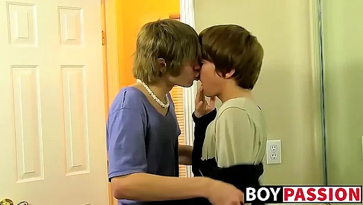 Cute 18+ Twink Screams With Pleasure During Hardcore Pound Session