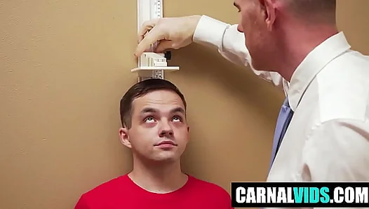 Internal Scan Desires: Dr. LeGrand Takes Rivers Thick Probe – GayPornMD 18+