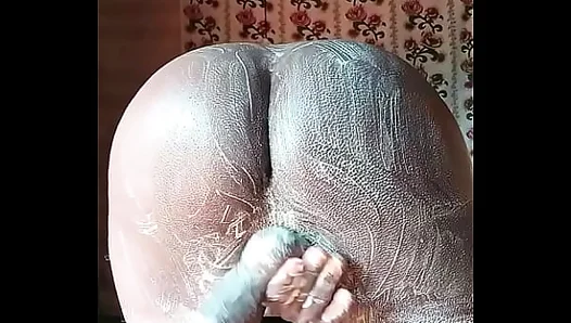 Soapy Sensation: SexyJayla254 Teases Her Big Ass Masturbates – Hot Show