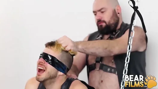 Rough Bareback Glory: Bear Silian Dominates Tom Fox – BEARFILMS 18+