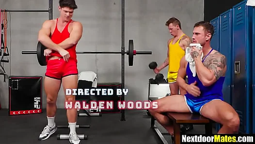 Two Gym Bros Share One Big Dick Through Glory Hole – Steamy Encounter