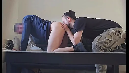 Straight Broker Finally Gives In — Seduced by Client on 3rd Visit – GayPornHub 18+