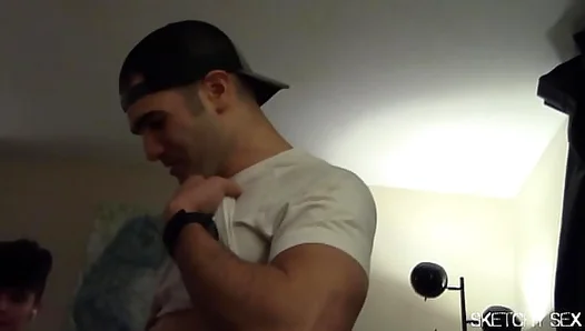 He Finds Raw Pleasure Searching for Thick Meat in Dark Alleys – Dumpster Dip 18+