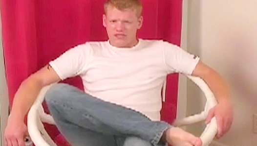 Chris Burg Gets Wild With Horny Guys in Steamy Circle Jack Off – GayPornRage 18+