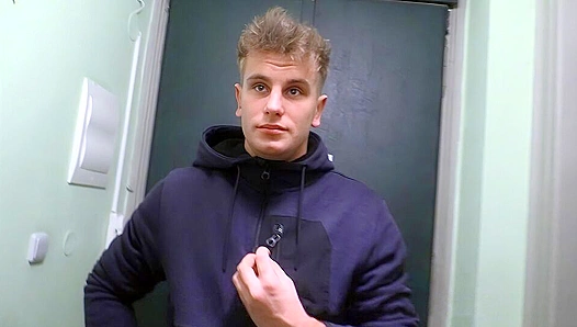 Czech Stud Cries Out as Hes Facialed During Wild POV Fuck – XXX Gay