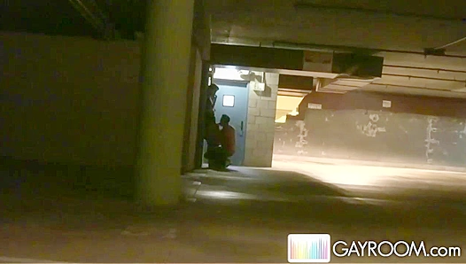 Passionate Sloppy BJ in Public – Caught in the Act GayRoom 18+