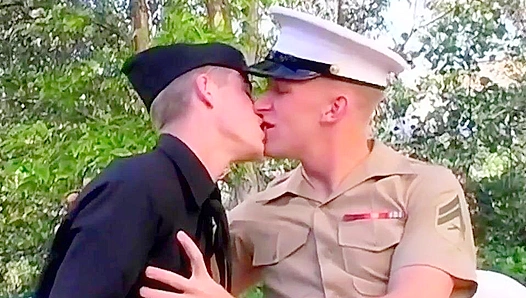 Mark Woods Devours Cock Outdoors – Steamy Gay Oral Escape – BeddableBoys