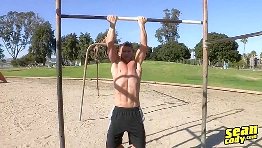 Muscle God Jerks His Rock-Hard Thick Dick On Cam – Sean Cody