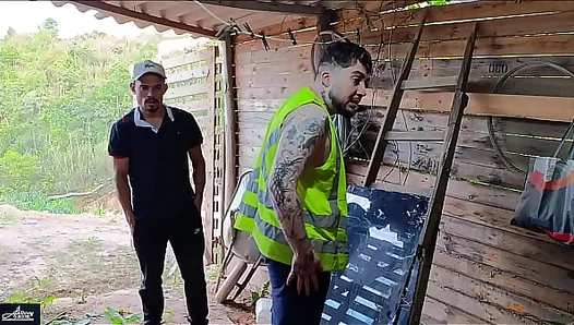 The Boss Cant Resist: Employees Hard Work Sparks Steamy Desire – GayPorn18
