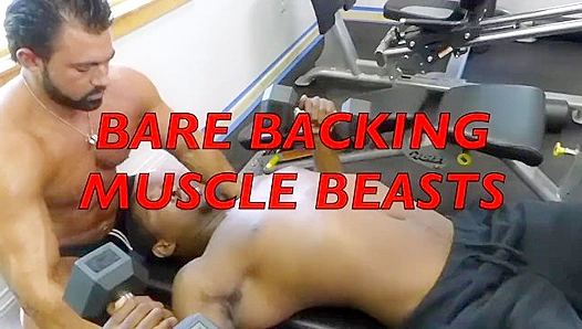 Huge Muscled Studs Go Bareback—No Condom, Just Pure Heat – GayXXX 18+