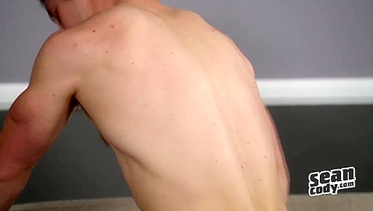 Big-Butt Bruno Hayes Takes Huge Load Deep Throat – SeanCodyX