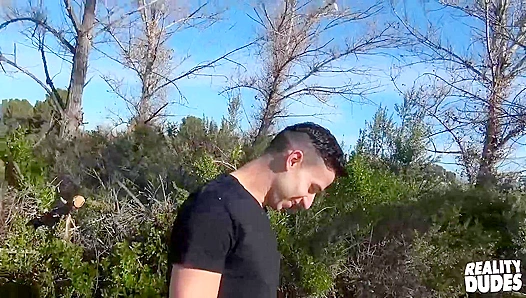 Paul Wagner Tempts Vinny Blackwood — Forbidden First Time Gay Encounter – Str8Chaser