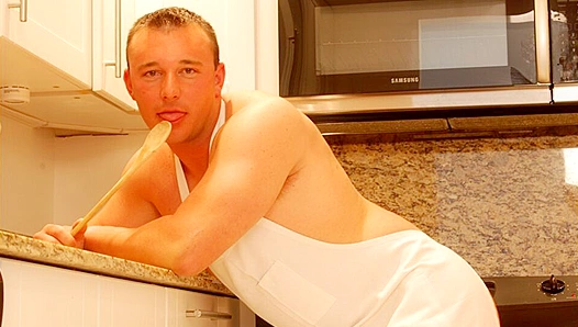 Anthony Takes Charge — Blasts Load Onto Plate In Hot Solo Scene – Circle Jerk Boys