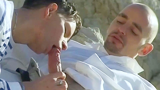 Stormy Waters, Hot Passion — Amateurs Bareback on the Shoreline – GayPrideX 18+