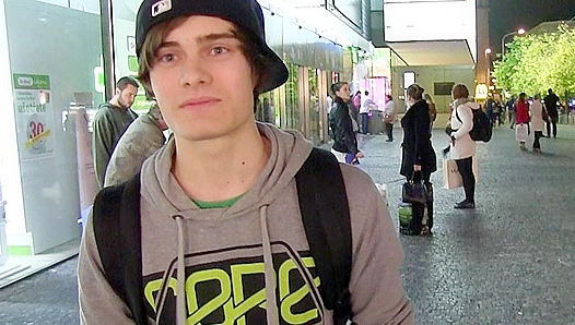 Slim Emo Twink Takes Rough Ride from Horny Czech Stud – XXX Action
