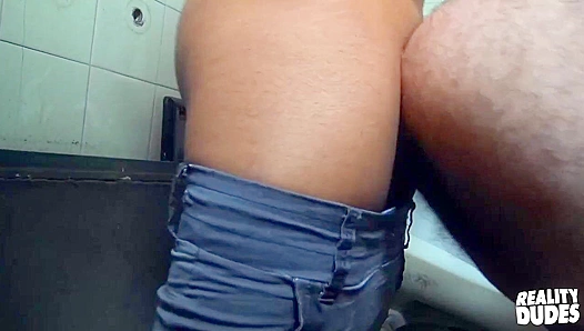 Steamy Bathroom Encounter: Adonis Andy Ignite Passion – RealityDudes