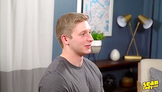 Blond Amateur Geoff Jerks Off Hard Just for You – SeanCodyX 18+