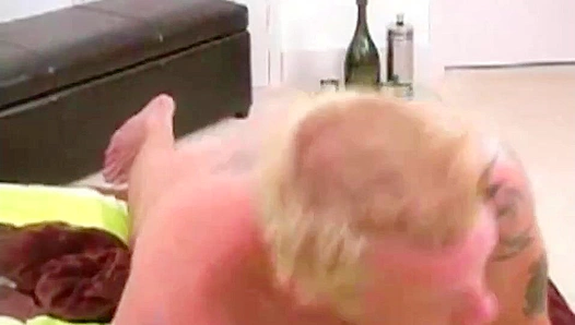 Tyler, Olaf Shay Go Wild: Threesome Fun for Men Over 30 – GayXXXHub 18+