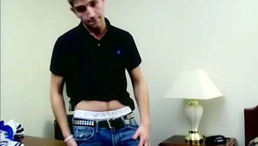 Justins Cute Amateur Debut – Fit Body, Rock-Hard Cock Revealed! – GayXXXHub 18+
