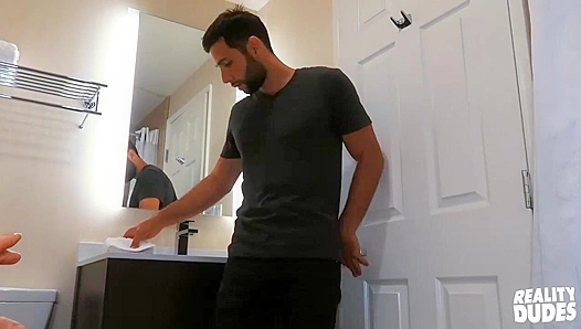 Hairy Hunk Takes It Deep from Straight-Acting Stud Paul – Raw Passion Unleashed