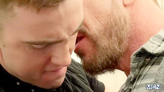 JP Dubois Rocco Steeles Steamy Public Encounter — Thirsty for More? GayPornWild