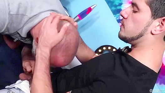 Muscle Bear Daddy Tempts Young Aiden — Stepmom Not Home! BbwGayTV 18+