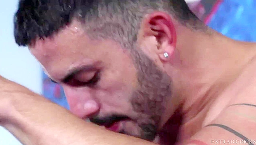 First Time Together: Cesar Rossi Takes Jacob Woods Massive Hardcock – 18+