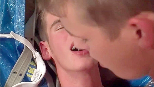 Jose Fernando Tony Kochs Fiery Blowjob Battle – Staxus 18+