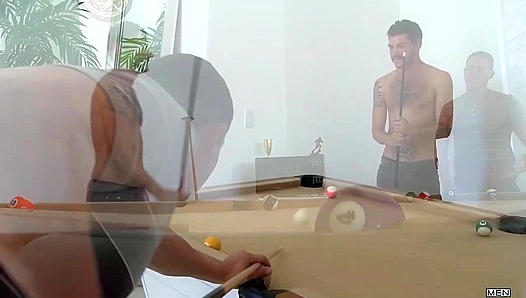 Hunted at School: Brody Submitting to Hunter Tristans Huge Cocks – GayPornX 18+
