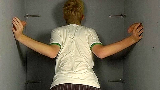 Nevin Takes On All Comers: Glory Hole Blowjob Marathon – Teach Twinks 18+