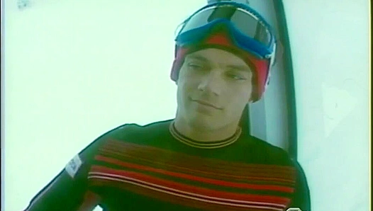 Steamy Chairlift Encounter: Johnny Hanson Takes It from Jeff Michaels – Falcon Studios